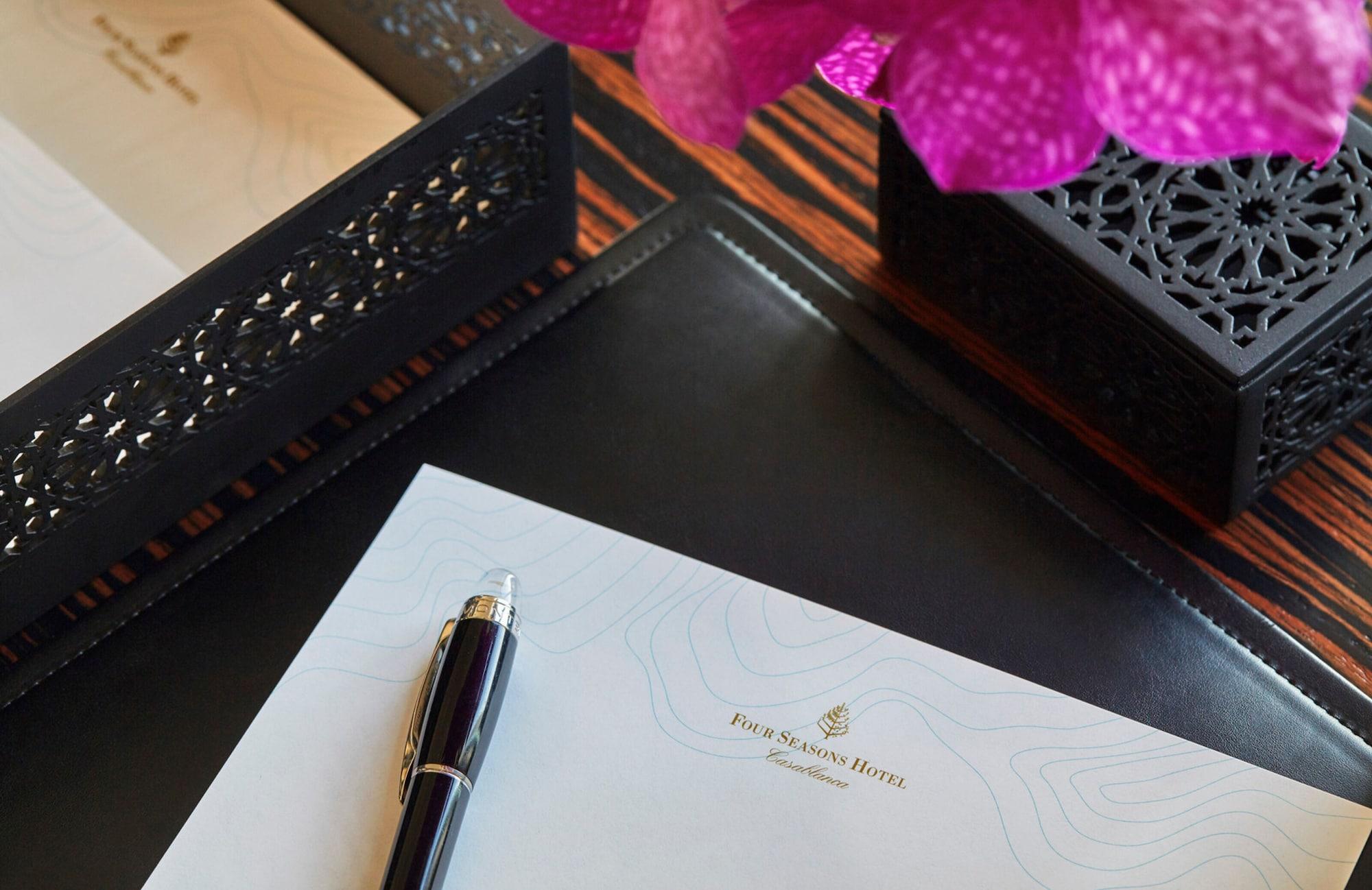 Four Seasons Hotel 5*