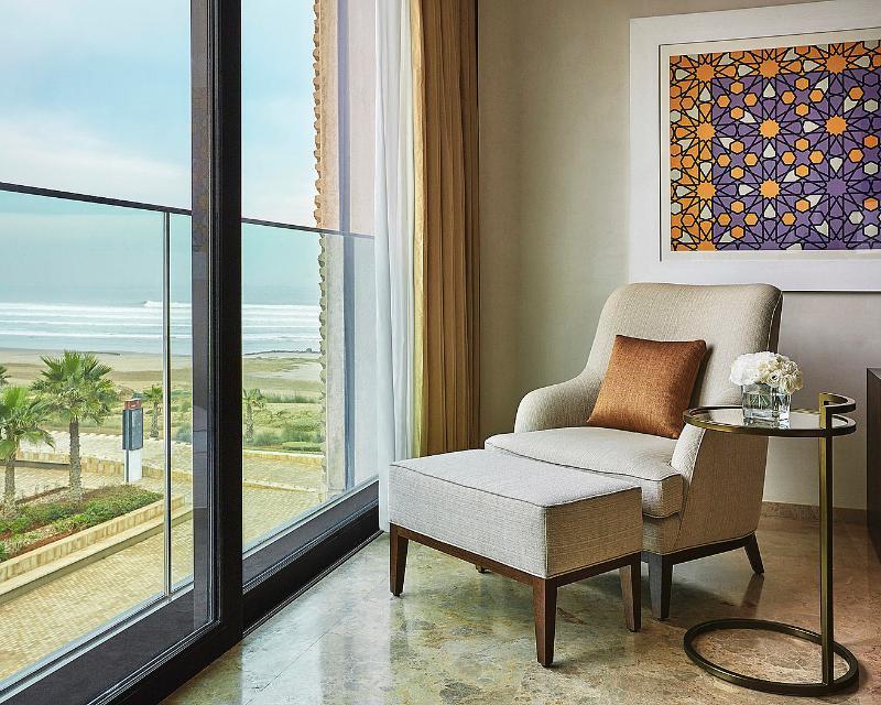 Four Seasons 5*